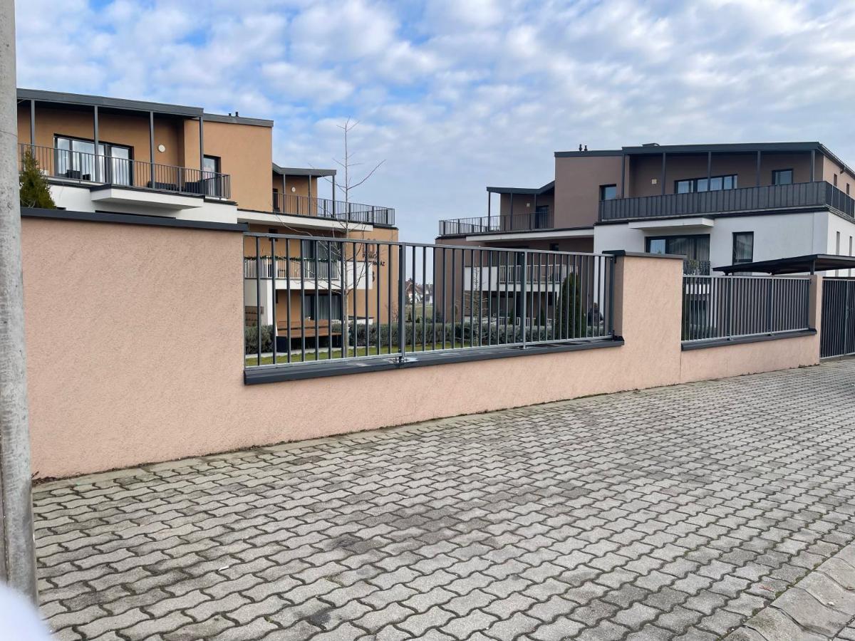 Paskom Apartmanhaz Nyergesujfalu 外观 照片