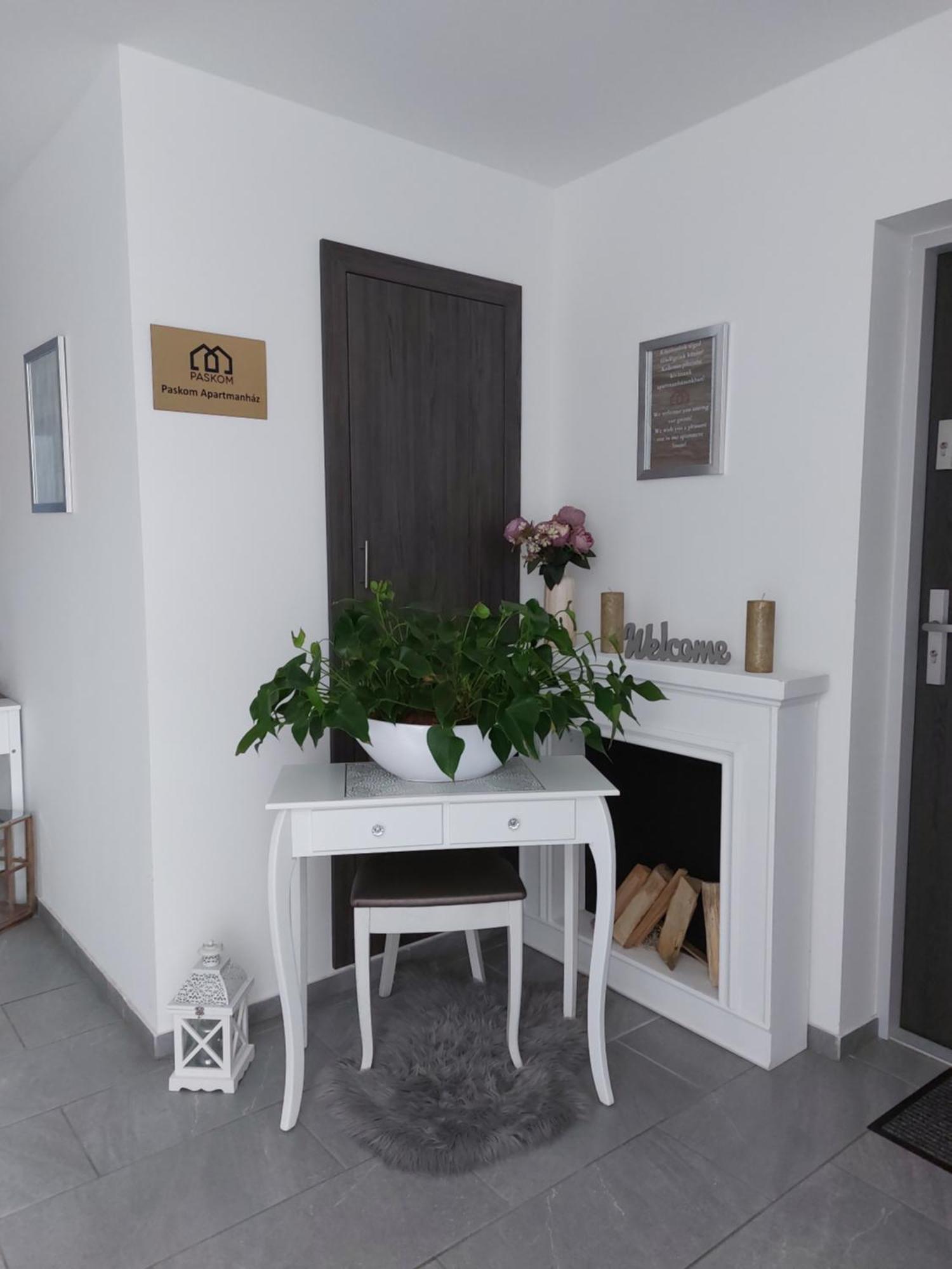 Paskom Apartmanhaz Nyergesujfalu 外观 照片
