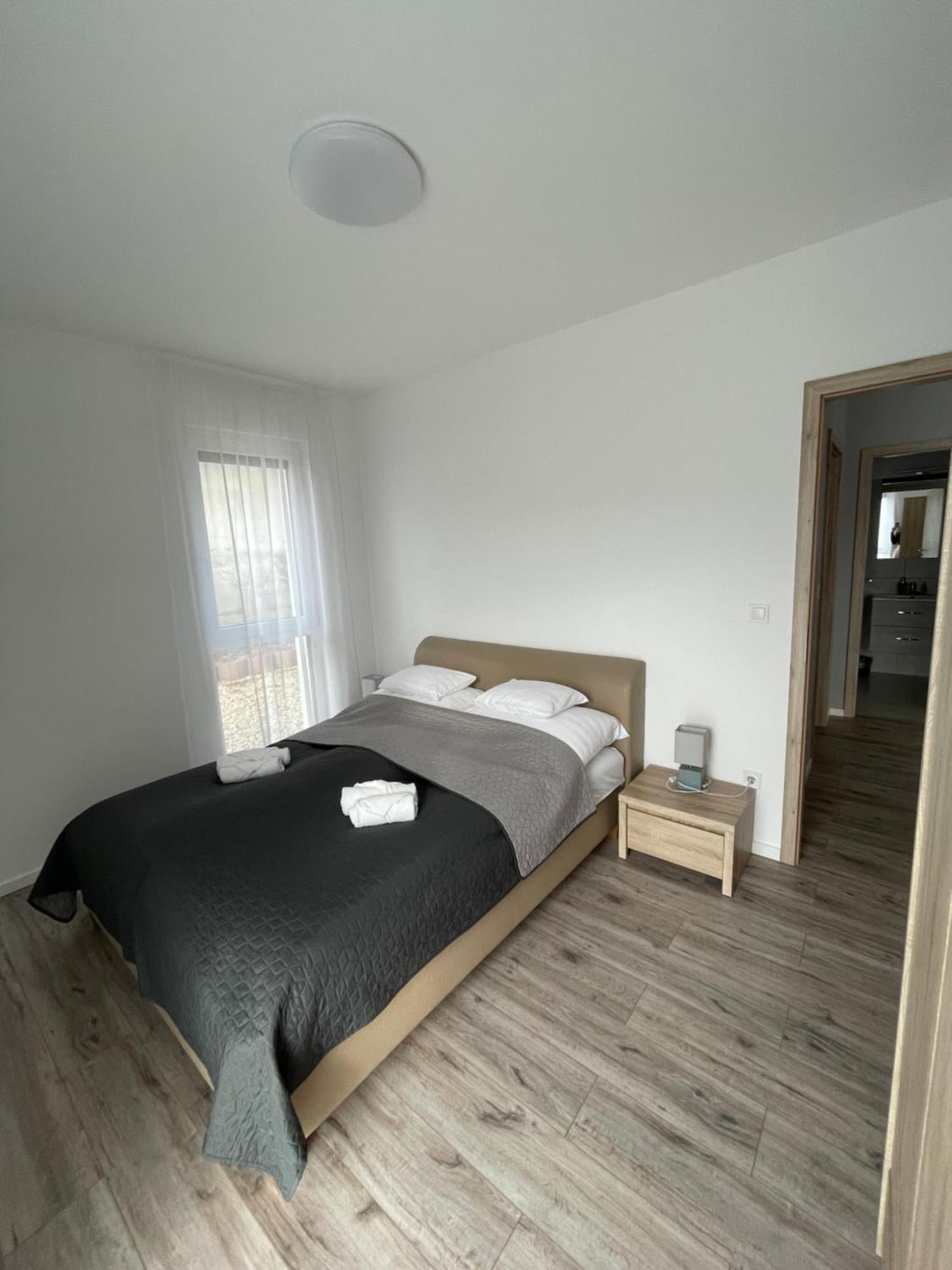Paskom Apartmanhaz Nyergesujfalu 外观 照片